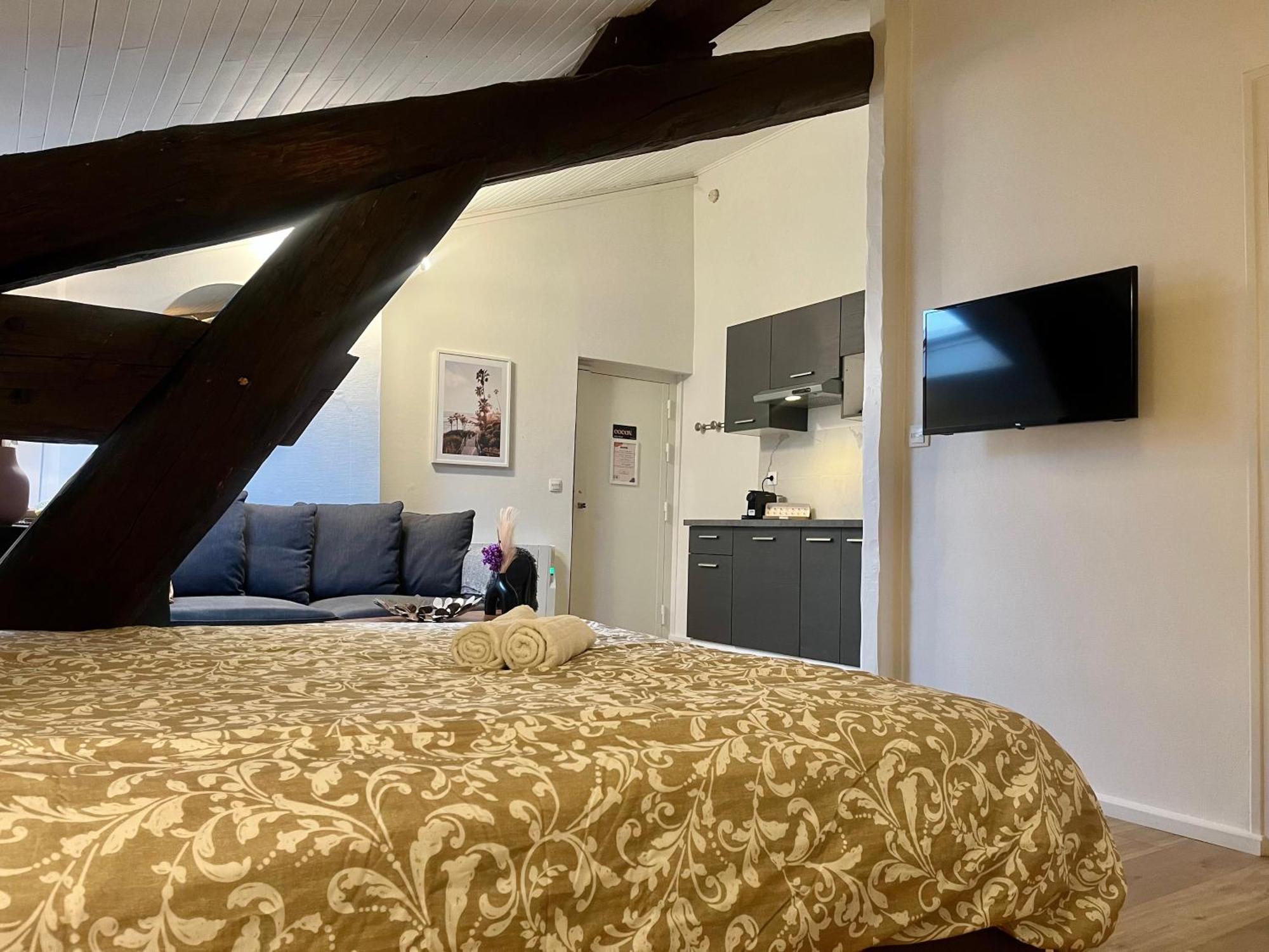 Suite Polka Lyon Kültér fotó