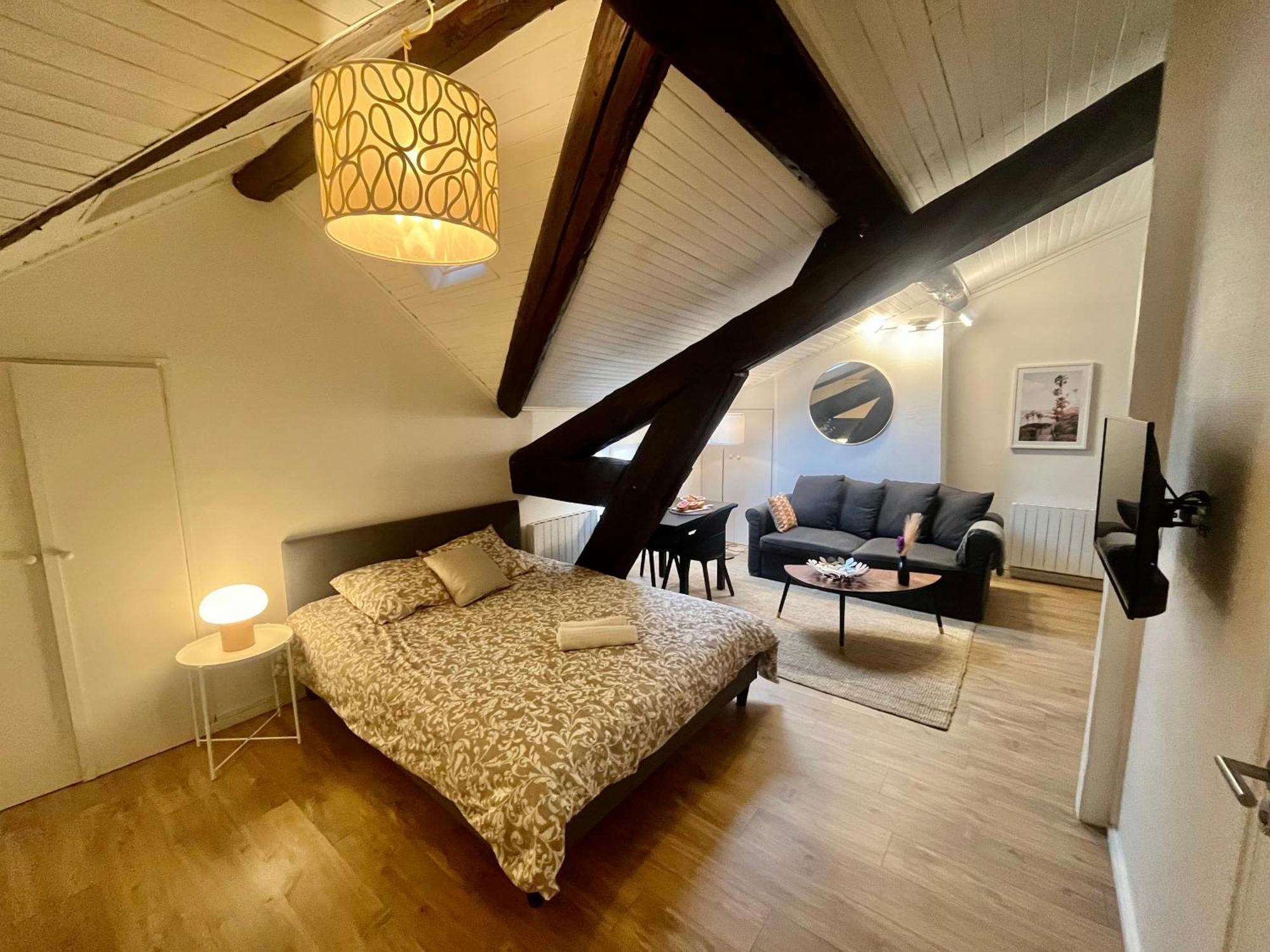 Suite Polka Lyon Kültér fotó
